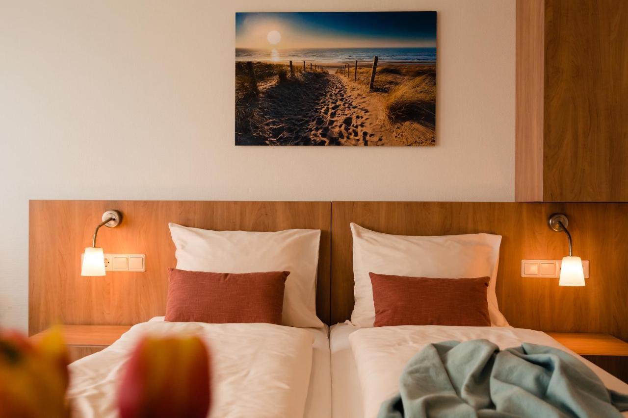 Benb Van Beelen Katwijk aan Zee Exterior photo